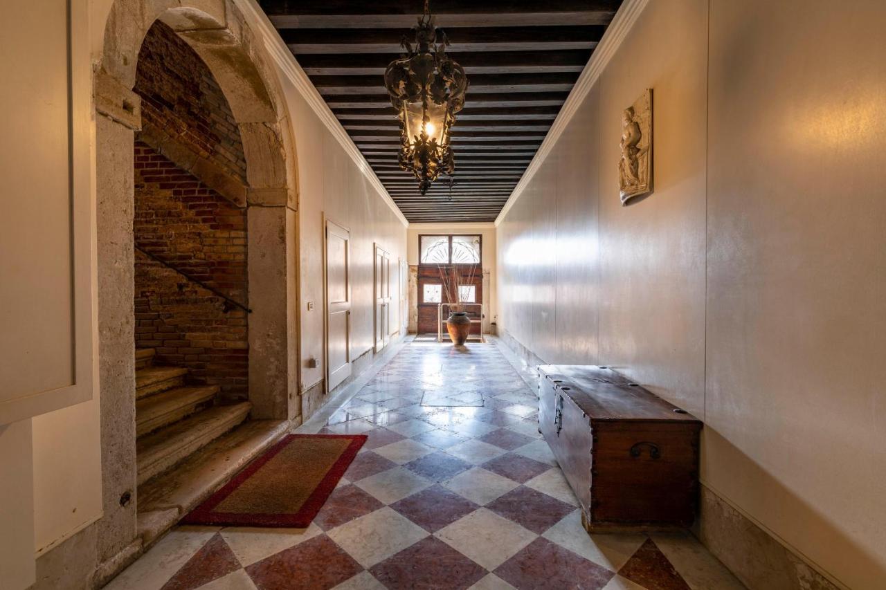 Ca' Cappello Venetian M02074212072 Apartament